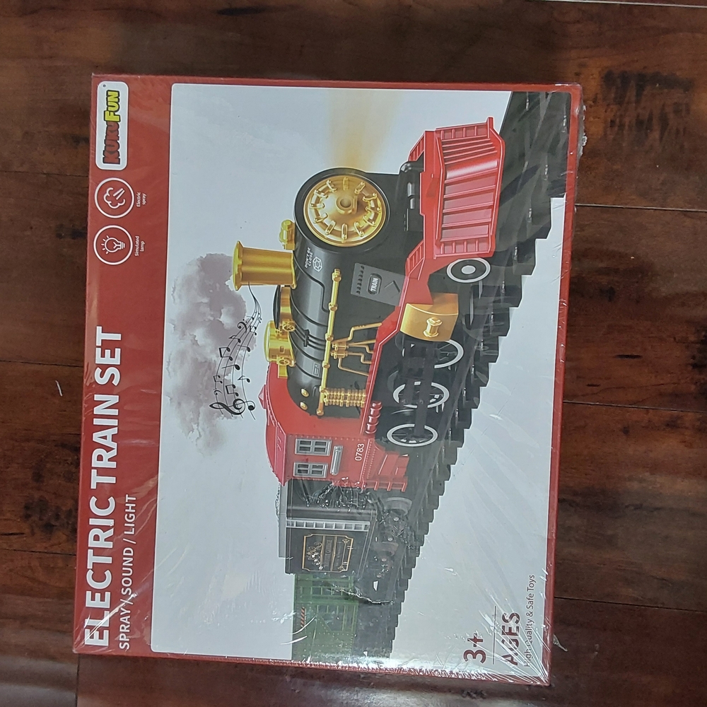 Electric Train Set - Red and Gold (39)